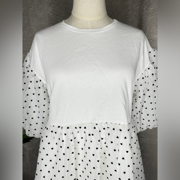 NWT English Factory Contrasting Heart Dotted Puff Sleeve Peplum Top White Sz S - Picture 4 of 13